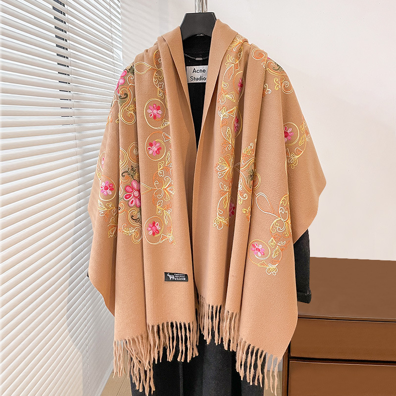 Go Ethnic Fashion - Винтажный этнический палантин-накидка с вышивкой и